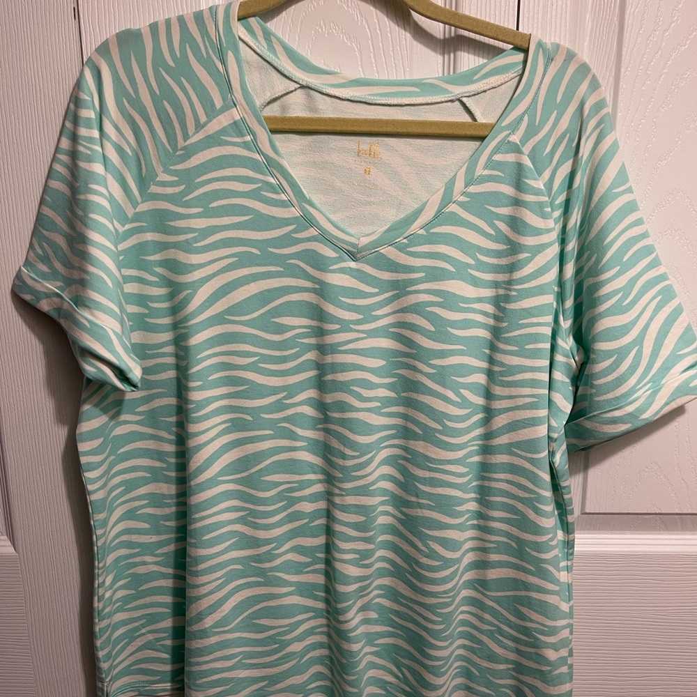 Belle by Kim Gravel top